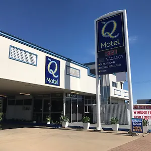 3* Motel The Q