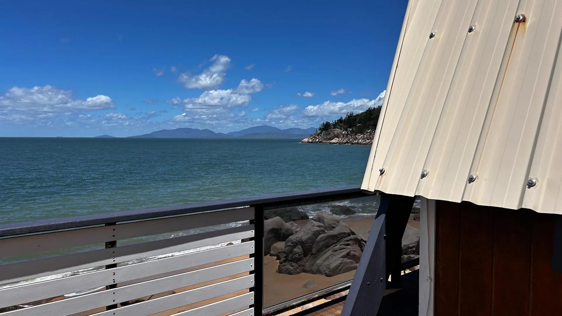 Nomads Magnetic Island (Adults Only) Hostel Nelly Bay