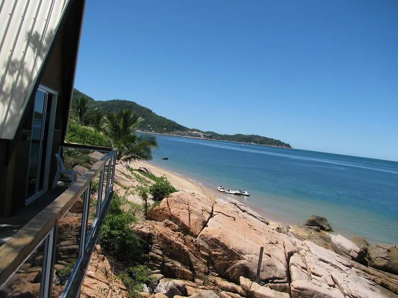 Nomads Magnetic Island (Adults Only) Hostel Nelly Bay