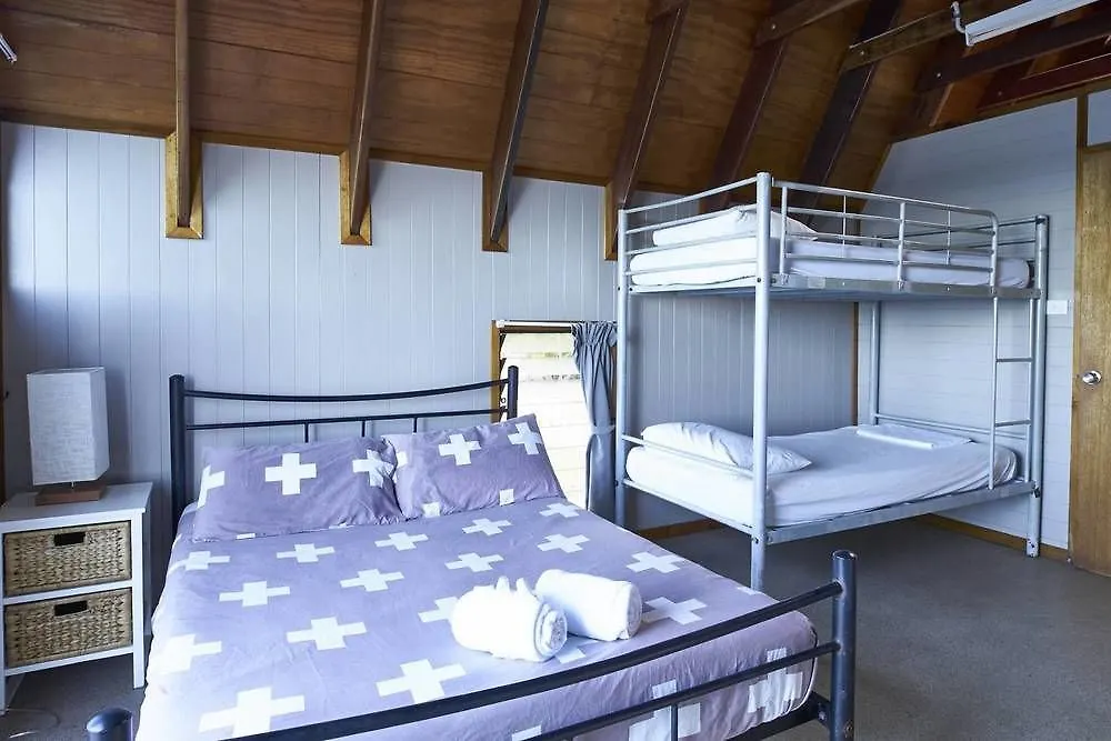 Nomads Magnetic Island (Adults Only) Hostel Nelly Bay 0*,  Australia